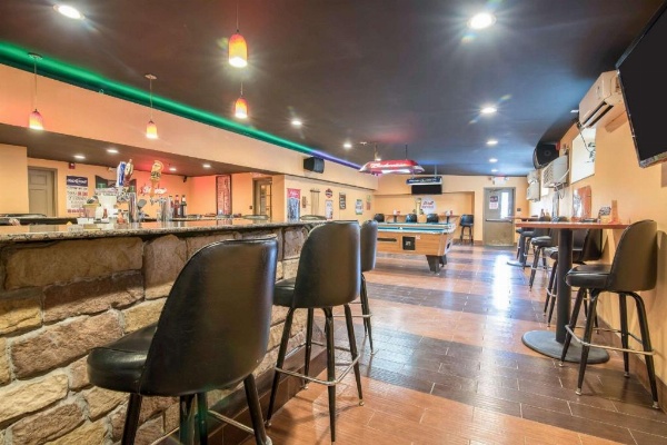 Rodeway Inn image 14