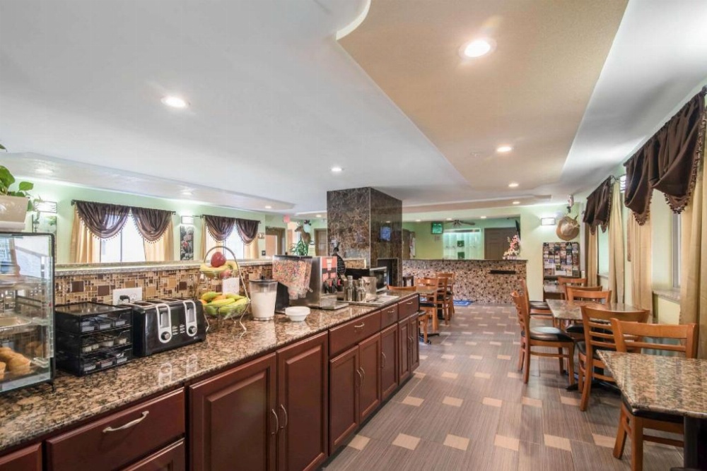 Rodeway Inn Main image